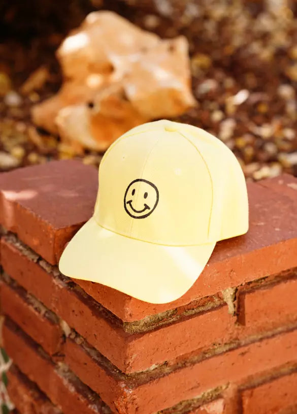 Gorra- Smile amarilla - Código once
